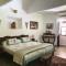 VILLA LOU GOA Heritage Portuguese House 1903 With Pool