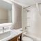 Holiday Inn Express Chicago-Downers Grove by IHG