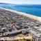 Luxury Ocean View Condo Steps To The Sand VIEWS - شاطئ مانهاتن