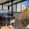 Super Luks, Denize 100 Metre, Ruya Evi 2