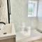Joannes Retreat, Dog Friendly Property in Weymouth with Free Parking