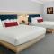 Ramada by Wyndham Los Angeles/Downtown West