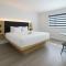 Ramada by Wyndham Los Angeles/Downtown West