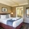 Earthbox Inn & Spa