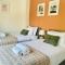 LOOK at the Views - Huddersfield Haven Sleeps 6