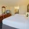 Creekside Inn & Suites