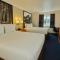 Creekside Inn & Suites