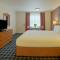 Creekside Inn & Suites