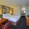 Creekside Inn & Suites