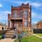 Vintage 3 Bed Condo in Chicagolands Trendy Berwyn condo - Berwyn