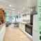 Maison rénovée 2 chambres, 700m plage, Accès WIFI - FR-1-231-335