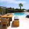 Lovely Santorini Villa 3 Bedrooms Villa Petra Private Pool Outdoor Dining Area Exo Gialos