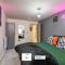 Spacious 1 Bedroom Apartment By Green Haven Escapes Short Lets & Serviced Accommodation Bradford With 4K Cinema Experience