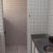 em frente à PRAIA de Taperapuan; piscina; 1 quarto; WiFi 300 mbs; Estacionamento Gratuito 1 veículo