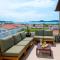 Seaview Apartments Tihi II