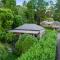 StayAU Ironbark Cottage Romantic Retreat Dandenong