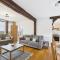 Tithe Barn a Stunning family home with panoramic views