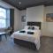 Dwell Living Stylish 4bd Home