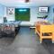 Ultimate Game Room Oasis for 12 - Private Patio - BBQ - 2 Kings - 6 TVs - Full-Body Massage Chair