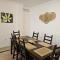 3 bedrooms with pool & parking, close to sea and Gibraltar