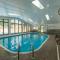 2BR Condo Close to the Strip - Stairs Required - 2 Pools - FREE TICKETS INCLUDED - FHC-3
