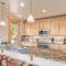 Incredible 3BR Tranquil Setting & Space to Spare