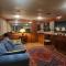 Don Maximo Yacht Hotel