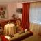 Country Club La Mesteceni