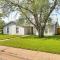 2 Mi to Lake Home with Game Room, Pool and Fast WiFi!