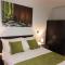 KCS Birmingham City Apartment with Balcony/Parking