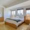 Escape 3BR Apartment in the Center of Piantini