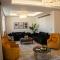 CFC, Luxurious 4BR Apartment, Remarkable value unbeatable Location