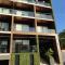 Menesse mitdtown2 , AVE 25TH