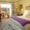 Delamar Greenwich Harbor