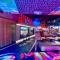 Heart of CBD Stylish 2BR Apt-Quiet-pool-view-BBQ