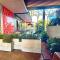 Heart of CBD Stylish 2BR Apt-Quiet-pool-view-BBQ