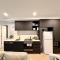 Heart of CBD Stylish 2BR Apt-Quiet-pool-view-BBQ