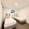 Heart of CBD Stylish 2BR Apt-Quiet-pool-view-BBQ