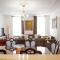 Royal Meeting Point Apartment Family & Group Friendly up to 8
