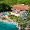 Villa Shores 32