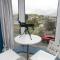 6 Afallon, Beachside holiday house