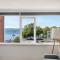 Stylish Apartment with Bay Views