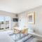 Central and Private Bay Retreat
