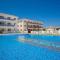 Cozy 2-Bedroom Beach Flat