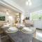 Stylish home - comfortable holidays near the beach.
