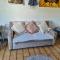 1 bedroom home style unit where the guest matters
