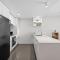 Stylish 1BR - Lv26 with Mountain Views, Pool and Park