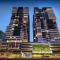 Stylish 1BR - Lv26 with Mountain Views, Pool and Park