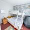 Beautiful Chalet With Free Wifi Nearby Hemsby Beach In Norfolk Ref 59096S