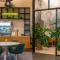Glo Hotel Sello